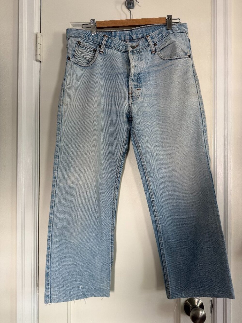 Levis 501 - light wash - W 32" x L 26"